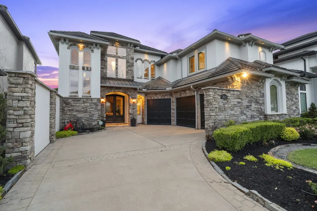 1011 Williams Lake Drive Richmond TX 77469