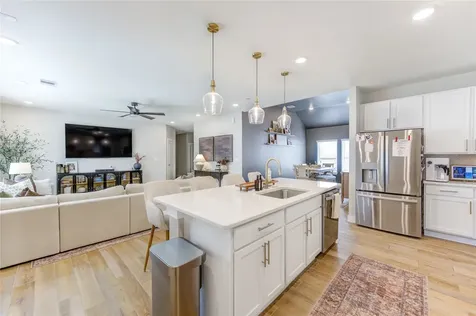 5009 Coral Vine Court Pearland TX 77584