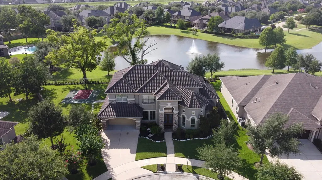 7007 Sentinel Falls Missouri City TX 77459