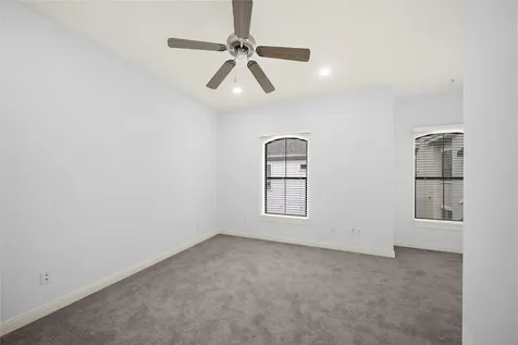 202 Mcgowen Street F Houston TX 77006