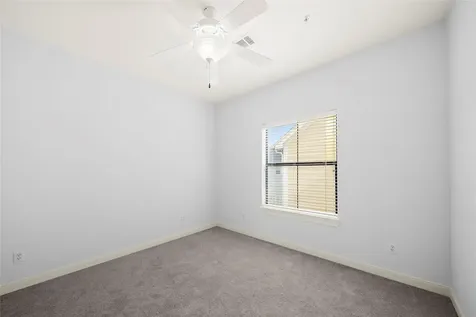 202 Mcgowen Street F Houston TX 77006