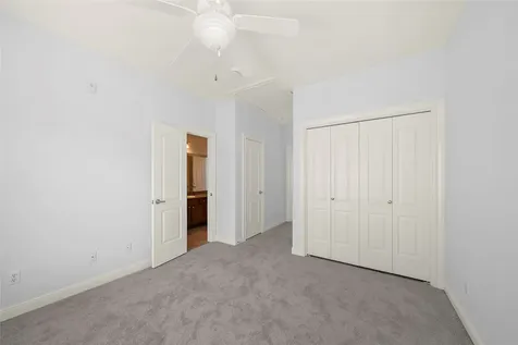202 Mcgowen Street F Houston TX 77006