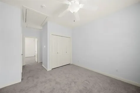 202 Mcgowen Street F Houston TX 77006
