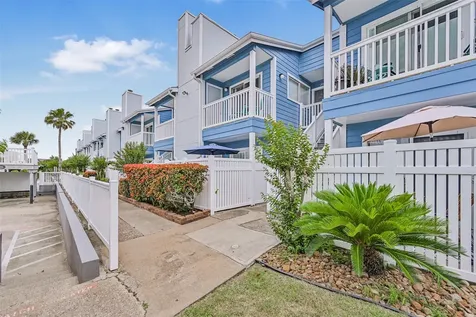 3506 Cove View Boulevard 206 Galveston TX 77554