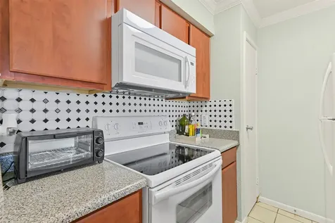 3506 Cove View Boulevard 206 Galveston TX 77554