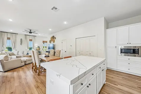 2435 103rd Street Galveston TX 77554