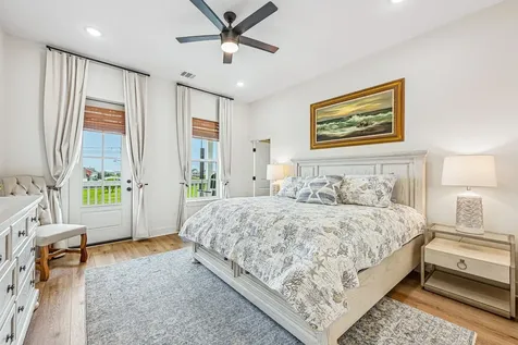 2435 103rd Street Galveston TX 77554