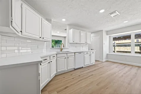 3418 Luton Park Drive Houston TX 77082
