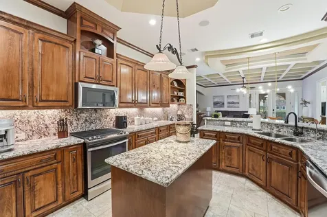 19623 Fairway Island Drive Atascocita TX 77346