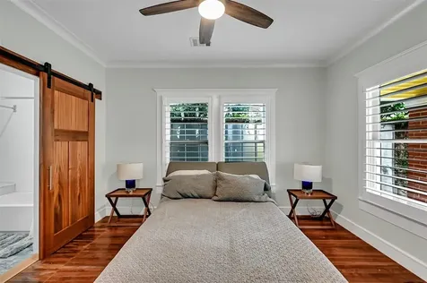 311 E 8th Street Houston TX 77007