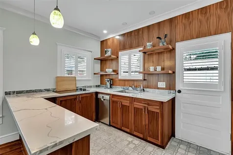 311 E 8th Street Houston TX 77007
