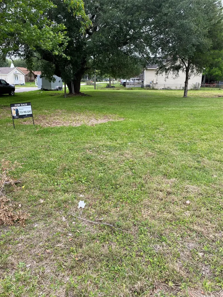 6914 Mike Street Hitchcock TX 77539