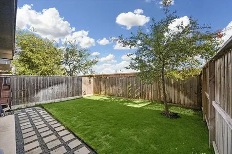 2913 Hicks Street Houston TX 77007