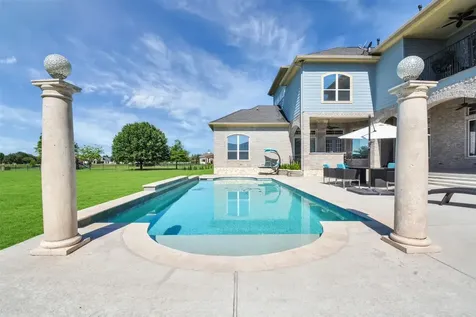 19715 Lake Stone Court Tomball TX 77377