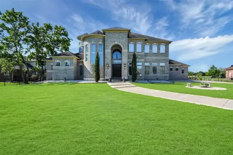 19715 Lake Stone Court Tomball TX 77377