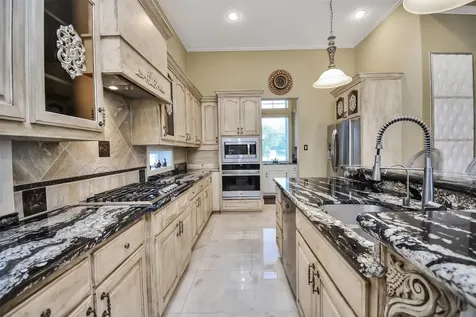 19715 Lake Stone Court Tomball TX 77377