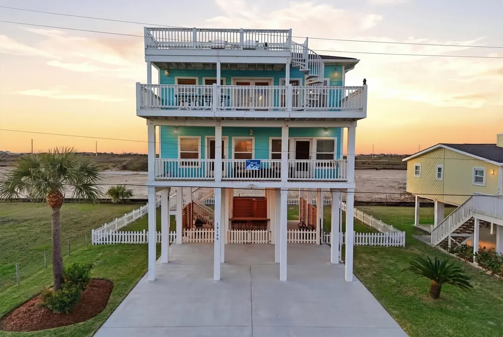 13102 John Reynolds Road Galveston TX 77554