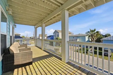 13102 John Reynolds Road Galveston TX 77554