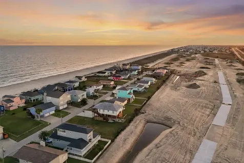 13102 John Reynolds Road Galveston TX 77554