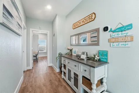 13102 John Reynolds Road Galveston TX 77554