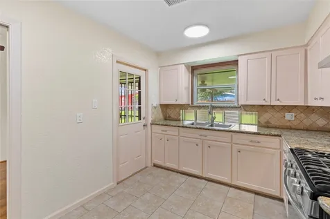 6714 Langdon Lane Houston TX 77074