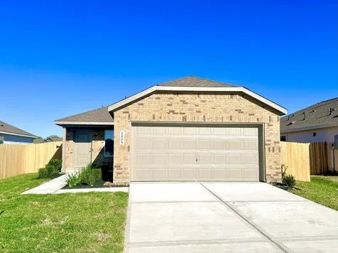 1105 Live Oak Avenue Bay City TX 77414