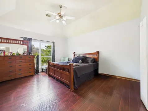 1484 Allison Street Alvin TX 77511