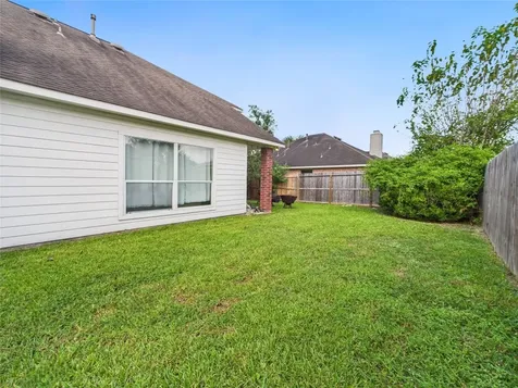 1484 Allison Street Alvin TX 77511