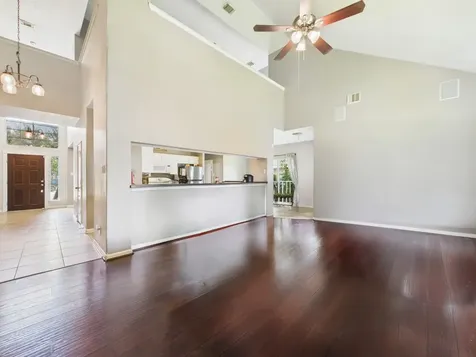 1484 Allison Street Alvin TX 77511