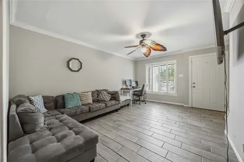 5223 Arboles Drive Houston TX 77035