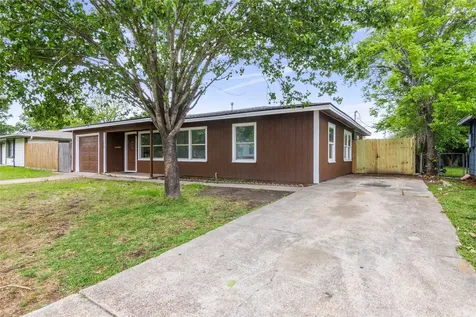 3018 Vance Avenue Texas City TX 77590