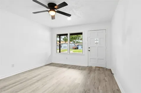3018 Vance Avenue Texas City TX 77590