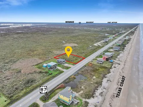 2409 Highway 87 Gilchrist TX 77617