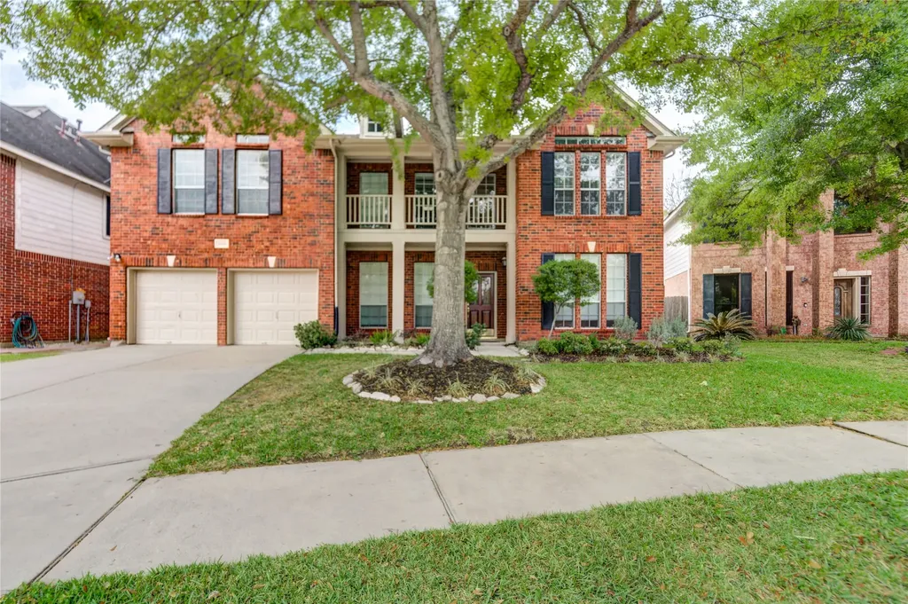 16464 Beewood Glen Drive Sugar Land TX 77498
