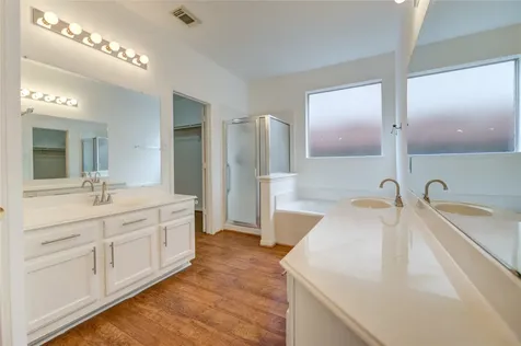 16464 Beewood Glen Drive Sugar Land TX 77498