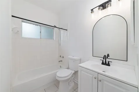 4211 Torrey Creek Lane Houston TX 77014