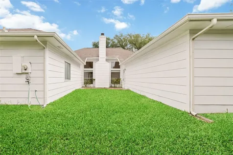 4211 Torrey Creek Lane Houston TX 77014