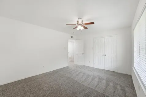 1300 E Hanson Street Cleveland TX 77327