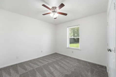 1300 E Hanson Street Cleveland TX 77327