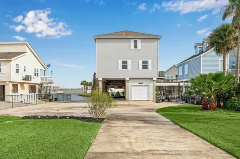 1814 Tiki Drive Tiki Island TX 77554