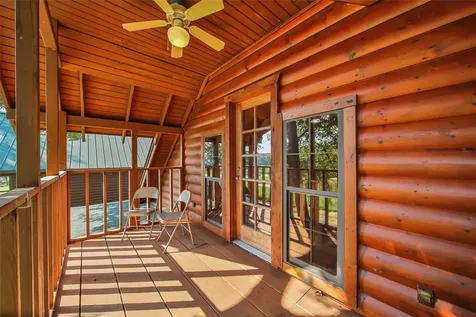 76 Hunters Creek Drive Huntsville TX 77340