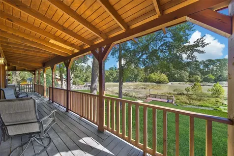 76 Hunters Creek Drive Huntsville TX 77340