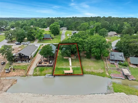 76 Hunters Creek Drive Huntsville TX 77340
