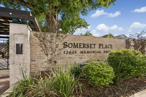 12625 Memorial Drive 42 Houston TX 77024