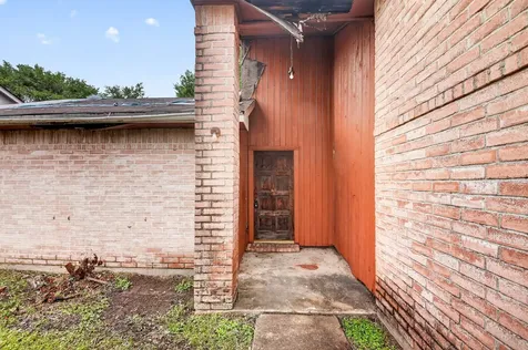 11511 Dell Hollow Drive Houston TX 77066