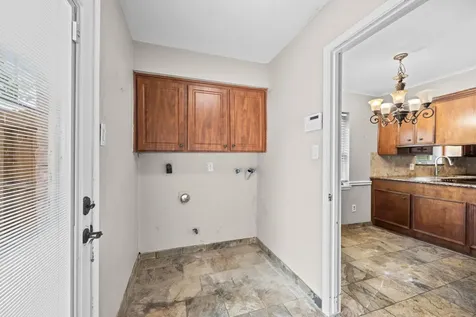 28923 Pine Hill Drive Shenandoah TX 77381