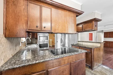 28923 Pine Hill Drive Shenandoah TX 77381