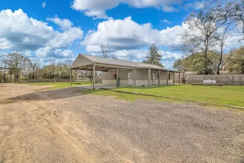 289 County Road 2250 Cleveland TX 77327