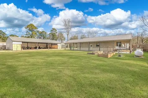 289 County Road 2250 Cleveland TX 77327