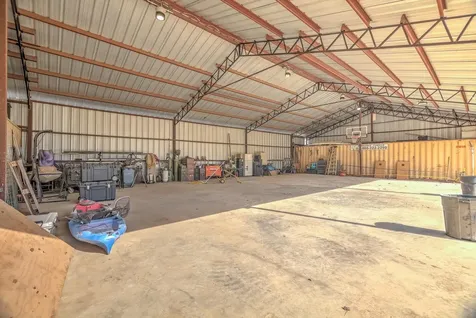 289 County Road 2250 Cleveland TX 77327